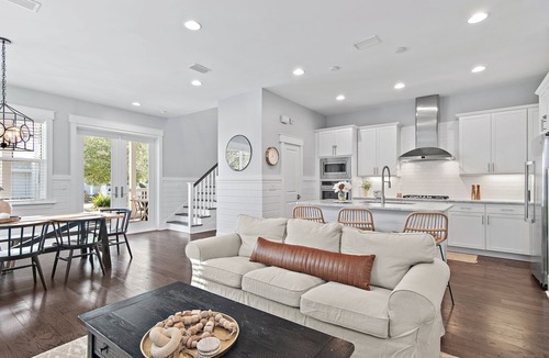 Santa Rosa Beach House | Almost Home 4BR Sleeps 12 ! 6 Bikes & Golf Cart/Pickleball Courts/Heated Pool at NatureWalk 30A!
