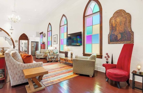 Thunderbolt House | Award-Winning Historic Church Retreat in Savannah