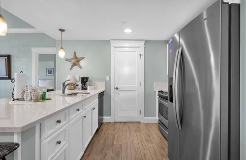 Baytowne Wharf Condo | Bay Views + Golf Cart | 3BR Sandestin Retreat