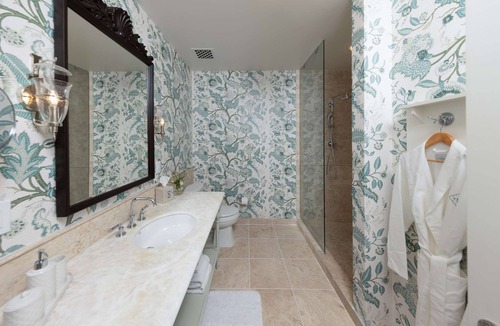 Duck Hotel | Beach Access + Restaurants & Pool + Spa