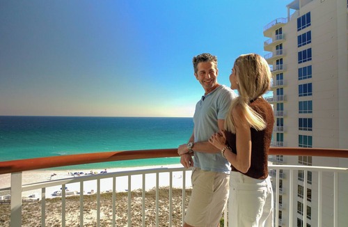 Navarre Beach Condo | Beach Colony West 11C Gulf-Front 3BD/3BA w/Beach Service + Sleeps up to 8