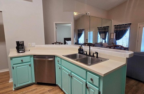 Navarre House | Beach Escape in Navarre Spacious 3BR/2BA Home