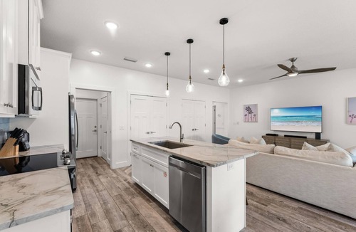Riviera Beach House | Beach House - Sunny Sands