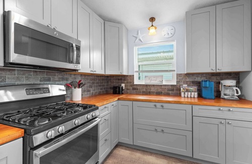 Crescent Beach House | Beach Time | Walk to Gulf, Deck, Grill | Daily Activity Deals