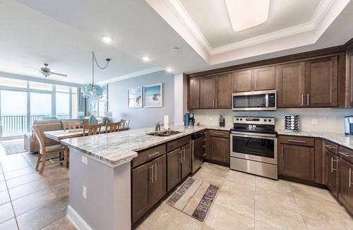 Orange Beach Condo | Beachfront 17th-Floor Gulf Views Lazy River & Water Slide