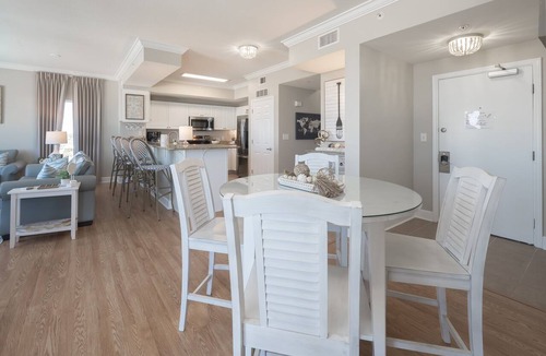 Panama City Beach Condo | BEACHFRONT + Beach Chair SERVICE Near PIER PARK! 2BR 2 BA - 2 King Beds