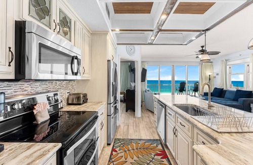 Miramar Beach Condo | Beachfront condo, low floor