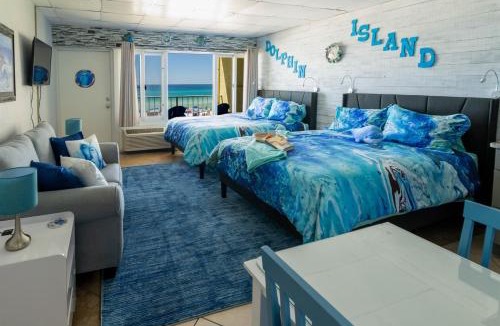 Panama City Beach Apartment | Beachfront, Free beach service, No fees-CC305 Pcb