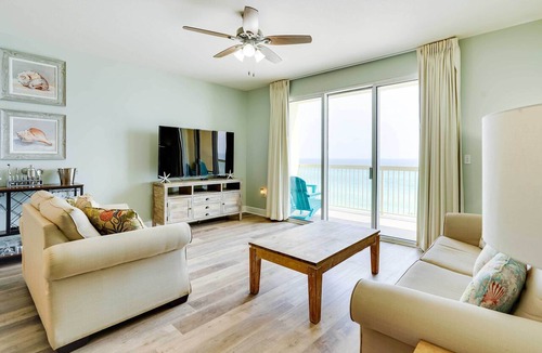 Miramar Beach Condo | Beachfront PCB Condo w/Ocean View & Pool Access!