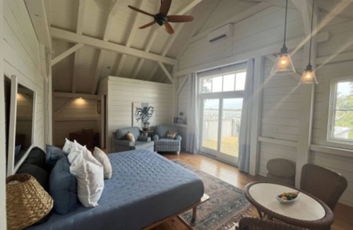 Daufuskie Island House | Beautiful Loft with Dock on Intercoastal waterway Gorgeous Sunset Come by Boat