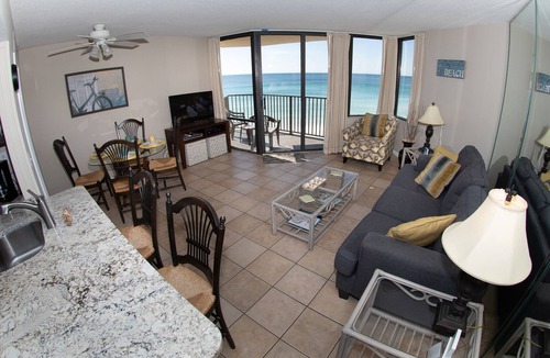 Panama City Beach Condo | Beautiful One Bedroom Ocean Front Condo with a Free Beach Chair/Umbrella set up!