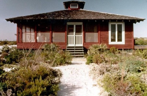 Seaside House | Beautiful Seaside Cottage, Sports Club, Sleeps 6 + Free Attraction Tickets!