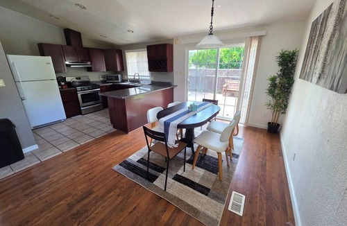 American Canyon House | Beautiful, spacious 3 bedroom Napa Adjacent hideaway. Pet and family friendly