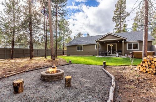 Oregon Water Wonderland House | Black Duck 4