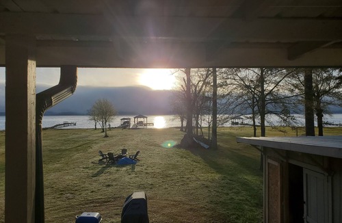 Chandler House | Blue Haven Lake Palestine Tx , Dock with Sundeck Sleeps 6