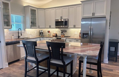 Parker House | Brand new home great for families and contractors