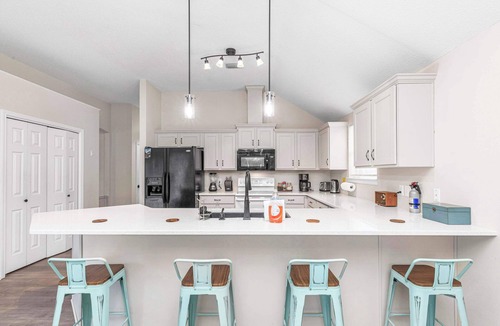 Navarre House | Breeze: Arcade, Pool Table, Near Navarre Beach