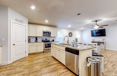 Navarre House | Brightly updated home near the sound with large patio, chef's kitchen, & W/D