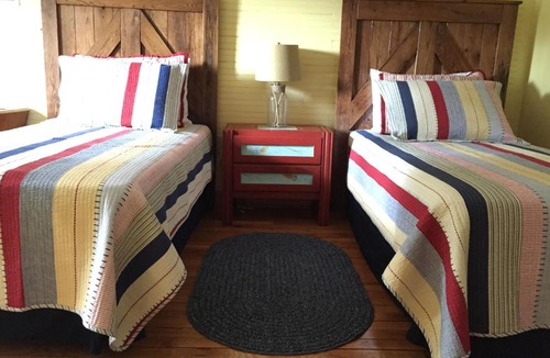 Willis House | Buffalo Mountain Getaway Cottage
