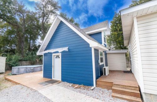 East Pensacola Heights Villa | By the Bayou