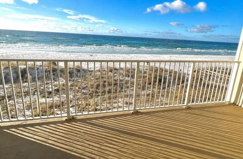 Crystal Beach Apartment | Cabana Club 206, Beachfront,Gulf view, King Bed, private beach