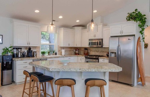 Tolovana Park House | Cannon Beach Retreat, 3 King Beds, Chef's Kitchen, Outdoor Lounge, Walk to Beach