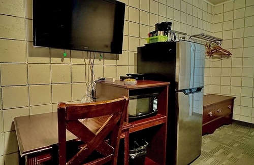 Swift Current Hotel | Caravel Motel
