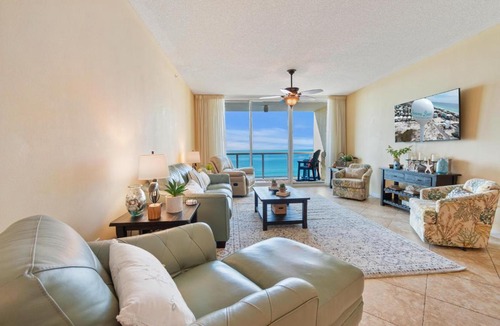 Navarre Beach House | Caribbean Resort 402 - Ocean Minded
