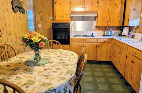 Cascade-Chipita Park House | CASCADE RETREAT MOUNTAIN VIEWS, GREAT LOCATION NEAR COLORADO SPRINGS ATTRACTIONS