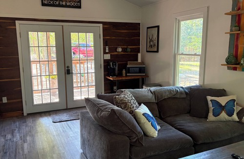 Critz Cabin | Charming 1-bedroom cabin in pleasant Critz for a cozy getaway