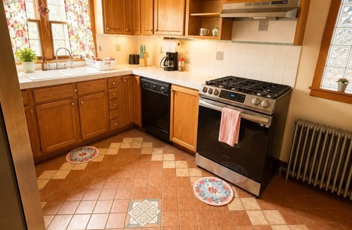 Southmont House | Charming 2-Bedroom Single-Floor Home in Quiet Johnstown Neighborhood