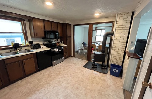 Winter Harbor House | Charming 3-bedroom 2-bath house in the heart of Winter Harbor with AC, WiFi.