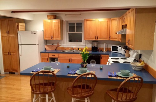 Tisbury House | Charming, Clean And Well Maintained Home Walking Distance To Town And Beach