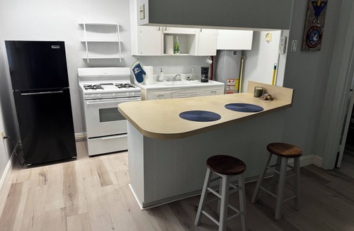 Navy Point House | Charming Townhome with AC and WiFi by NAS Pensacola close to Downtown