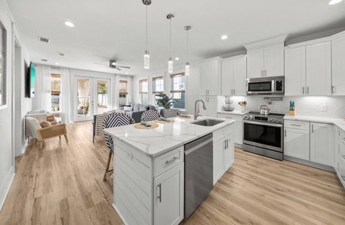 Panama City Beach House | Chic Shack | Private Heatable Pool | Pet Friendly | Walk to Beach | Golf Cart and 4 bikes included