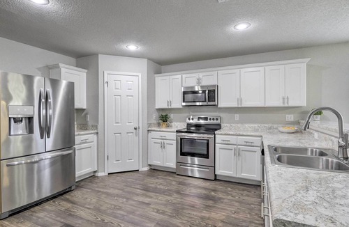Springdale House | Chic Springdale Abode w/ Community Amenities