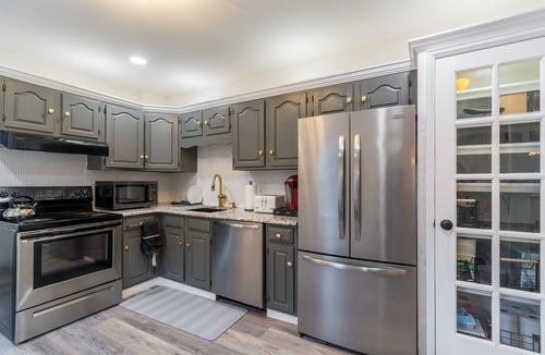 Lambertville House | Clean Luxurious Retreat, Parking, Restaurants, Near New Hope. <1mile Del river