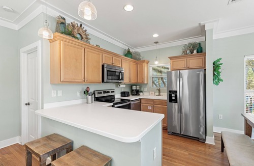 Seacrest House | Close to Beach, Along 30A, Resort Pool and Hot Tub