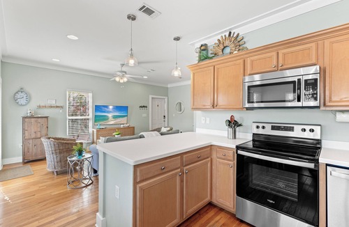 Seacrest House | Close to Beach, Along 30A, Resort Pool and Hot Tub