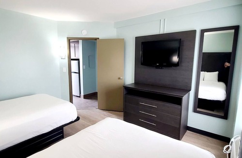 Kill Devil Hills Hotel | Closed for renovations!