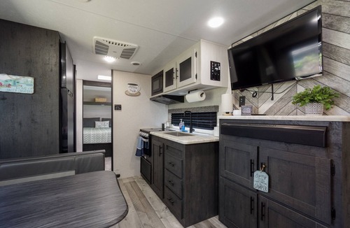 Brent House | Coleman Camper Oasis-Beaches-shopping-dining