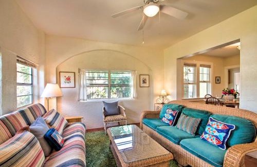 East Hill House | Colorful Pensacola Oasis: 1 Block to Bayview Park!