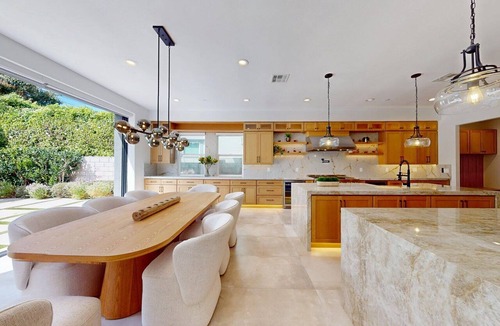 Fountain Valley House | Contemporary 5BR, 5BA Designer Estate in Fountain Valley