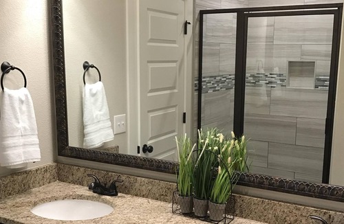 Bentonville House | Convenient location, Close to all things Bentonville. Trendy Restaurants, Shops,