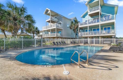 Southpointe House | Courageous Beach House Suite D