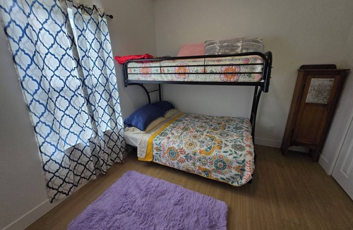 Elkins Cabin | Cozy 1-bedroom apartment in welcoming Elkins with AC