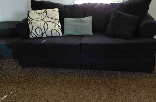 Wendel House | Cozy 1-bedroom house in beautiful Jeannette with AC