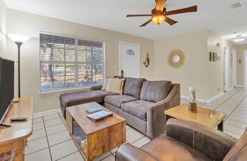 Mary Esther House | Cozy 2BR Family Home Near Navarre Beach