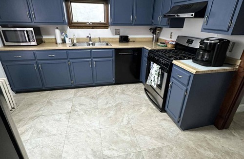 Lubec House | Cozy Arts & Crafts Home in the Heart of Lubec! Walk to all local amenities.