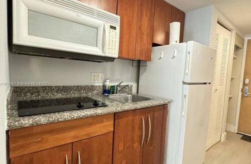 Brickell Apartment | Cozy Brickell Studio